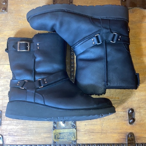 Ugg leather black boots - Picture 5 of 15